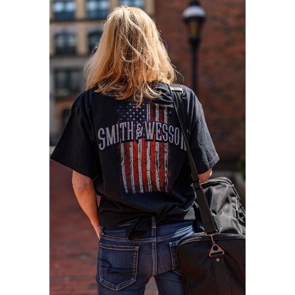 Smith & Wesson&reg; Distressed Flag Shirt