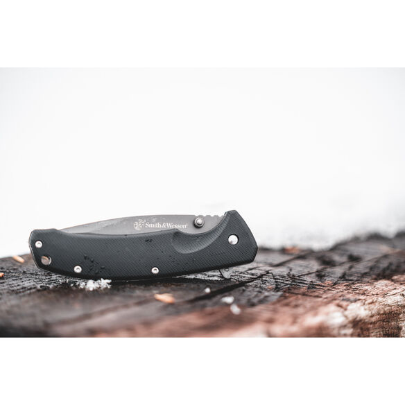 Smith & Wesson&reg; Velocite Spring Assisted Folding Knife