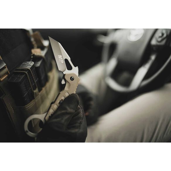 Smith & Wesson&reg; M&P&reg; 1136215 Extreme Ops Karambit